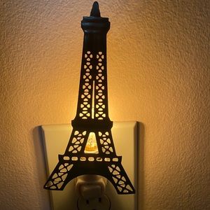 Eiffel tower night light